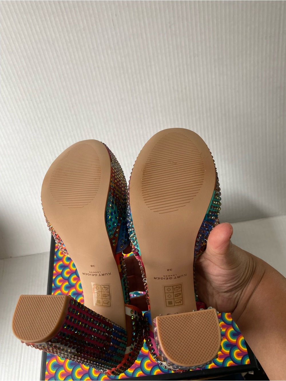 Kurt Geiger Shoreditch Platform Court Heels Rainbow Rhinestone Size 38/ US 7.5 - Picture 11 of 15